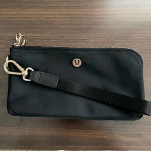 Lululemon Now and Always Pouch